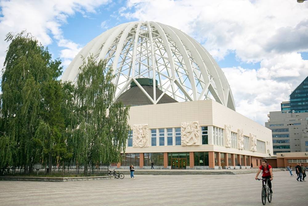 Вопреки жалобе застройщика цирк Екатеринбурга отреставрирует московская компания