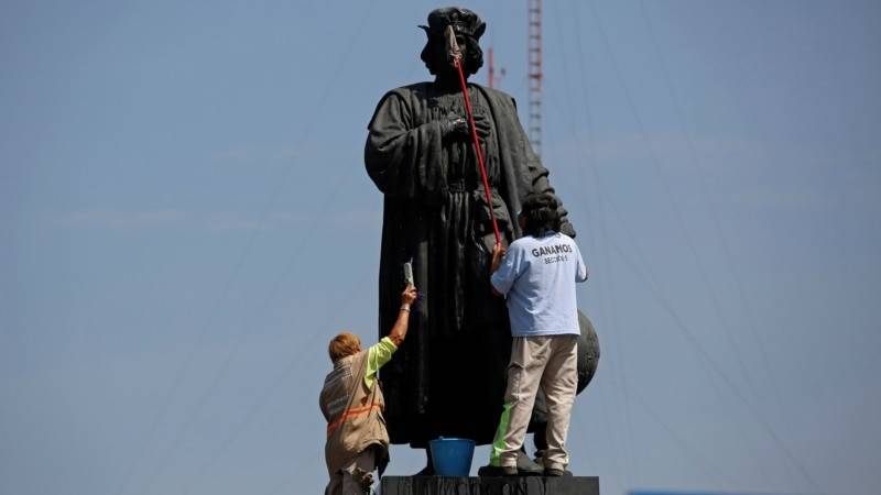 Памятник Колумбу уберут с центрального проспекта Мехико