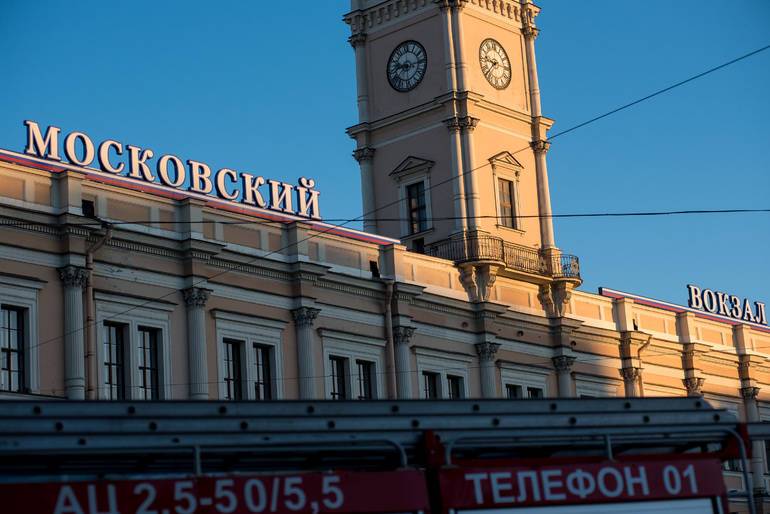 В центре Петербурга из-за вставших троллейбусов образовалась аномальная пробка