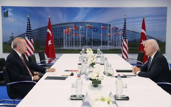 Эрдоган «пойдëт» с F-35, Байден «ответит» Карабахом: Турция и США сойдутся в Риме