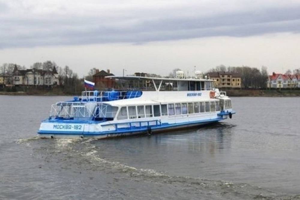 Поплавали и будет: в Ярославле закрыли пассажирскую навигацию