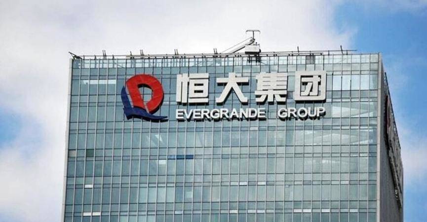 Китайский застройщик Evergrande выпустит первые электромобили в 2022 году