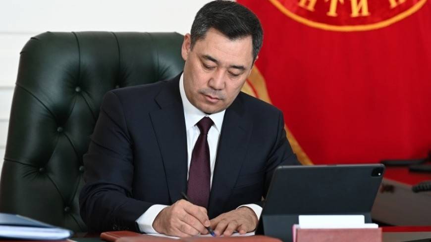Садыр Жапаров отправил в отставку правительство Кыргызстана