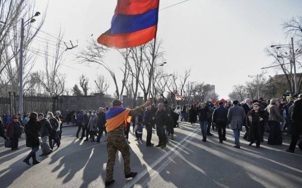 Понять и осознать: власти Армении призвали оппозицию смириться с нынешним статусом