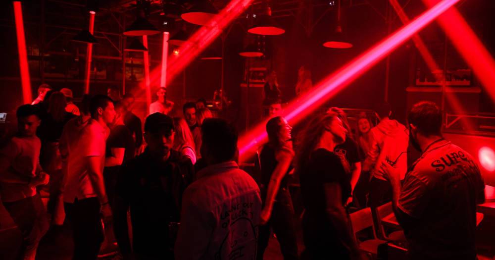 В Москве усилят контроль за соблюдением антиковидных мер в ночных клубах