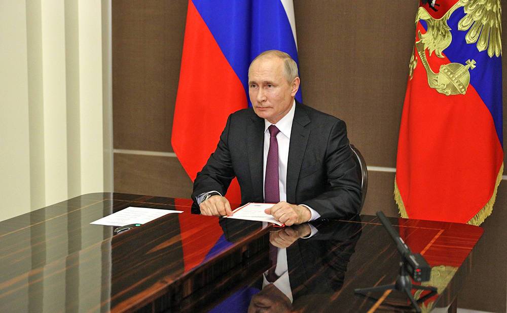 Путин принял депутатов Госдумы восьмого созыва