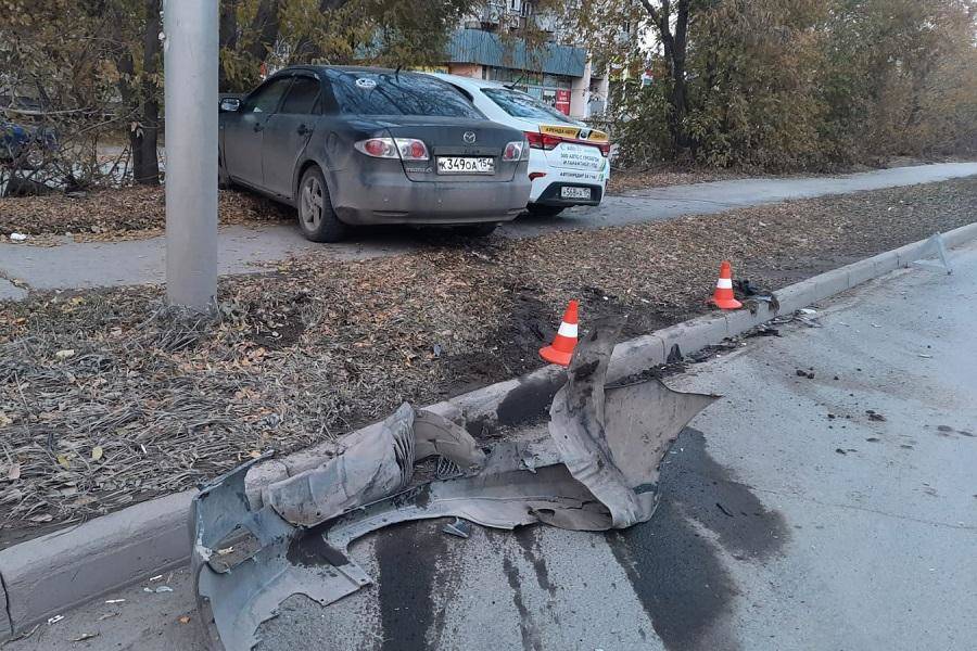В Новосибирске двое шестилетних детей пострадали в ДТП с автомобилем такси