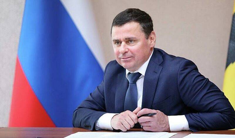 Путин принял отставку главы Ярославской области и назначил его помощником президента