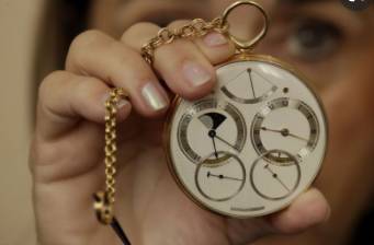 В Киеве на аукционе выставили необычные часы 1800 года за 450 тысяч гривен: как они выглядят. ФОТО