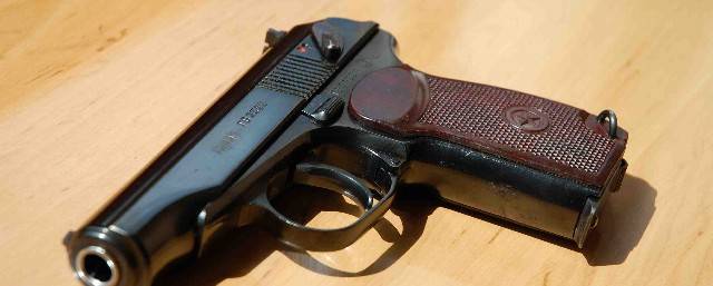 В центре Саратова посетителя кафе расстреляли из травматического пистолета
