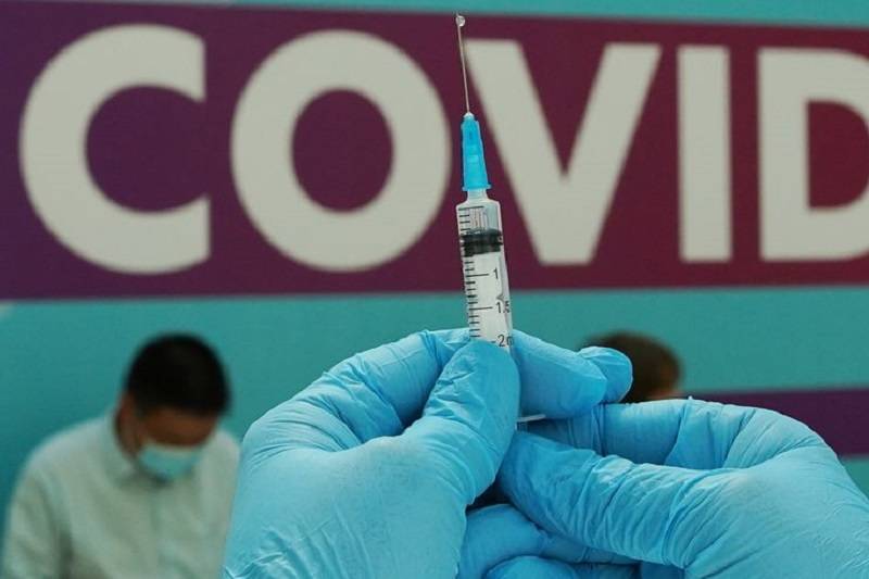 Москвичи старше 65 лет получат 10 000 руб. за вакцинацию