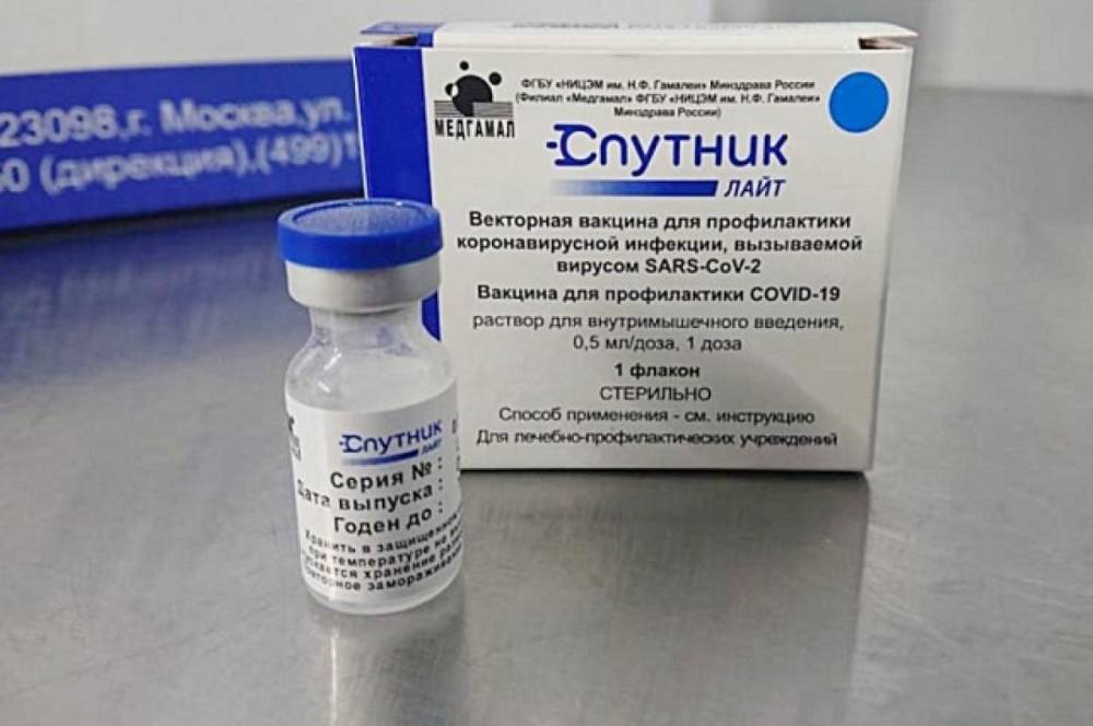 Гинцбург: прививка «Спутником Лайт» на полгода продлевает защиту от COVID