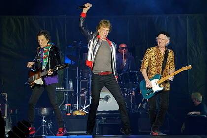 The Rolling Stones отказались от суперхита из-за обвинений в расизме