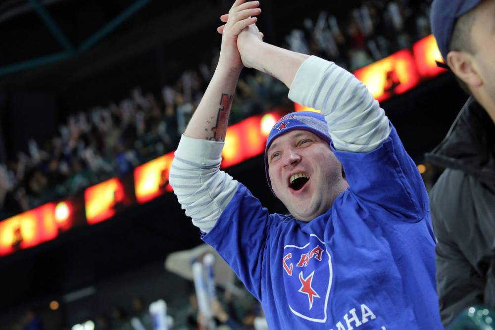 СКА выиграл у «Динамо Москва» в домашнем матче КХЛ