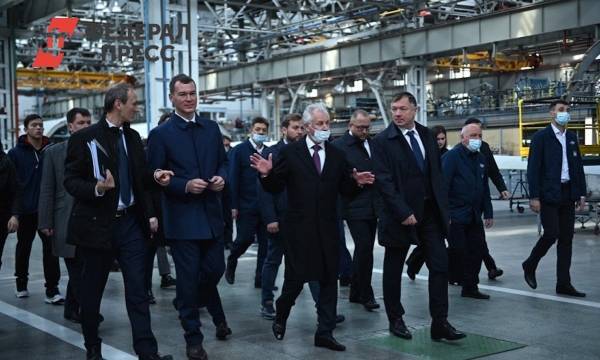 «Не все удалось сделать»: вице-премьеры Хуснуллин и Григоренко оценили состояние хабаровского города