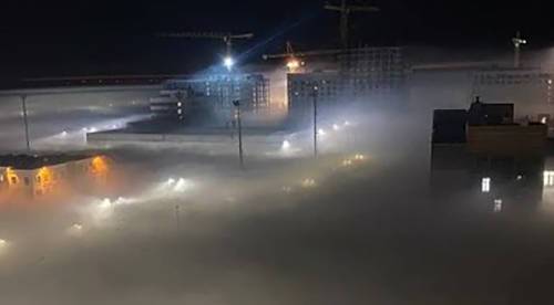 Дороги перекрыты, видимость нулевая: Екатеринбург снова накрыло смогом от тлеющего торфяника
