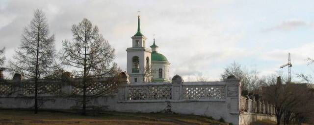 В Красноярске в 2021 году начнут восстанавливать ограду Троицкого кладбища