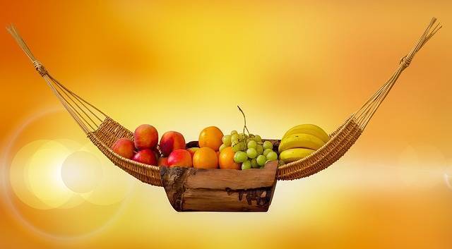 Какие фрукты нельзя кушать по утрам?