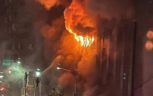 На Тайване при пожаре в многоэтажке погибли 50 человек