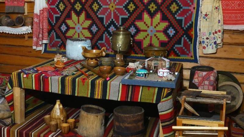 В Уфе открылась выставка изделий коврового искусства из коллекции Нацмузея республики