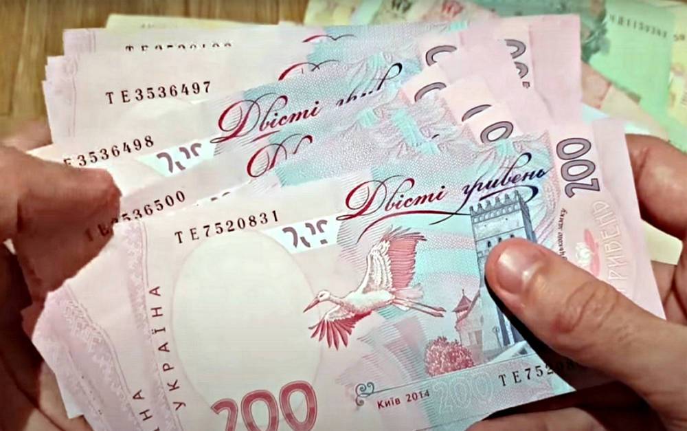 Украинских водителей обяжут платить новый налог: кому придется выложить тысячи гривен