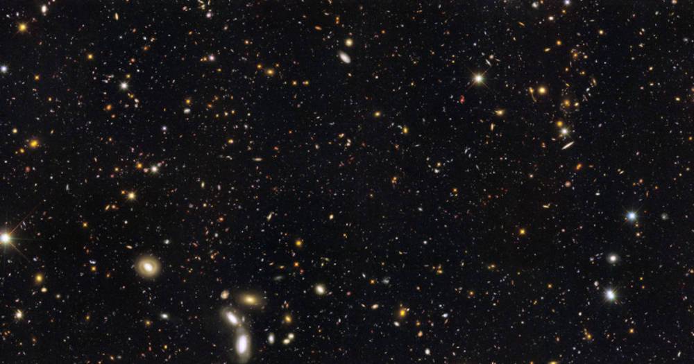Телескоп NASA показал невероятное фото галактики в созвездии Скульптор