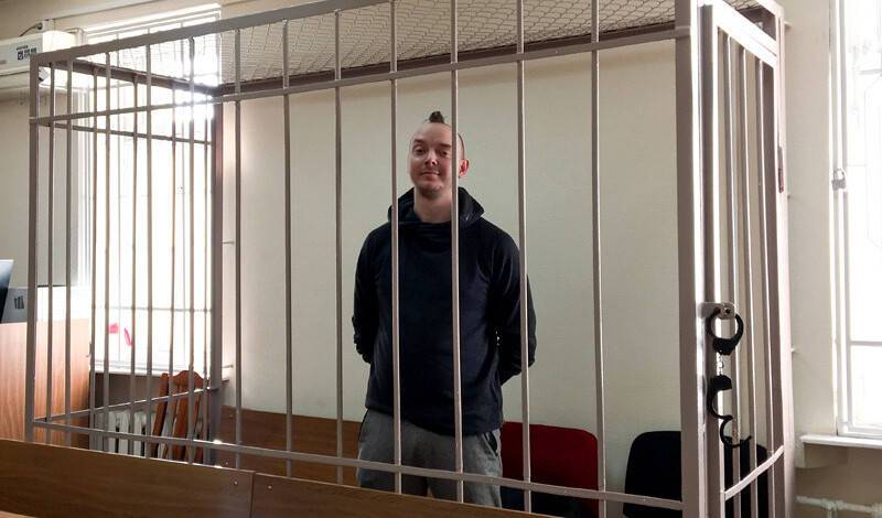 Ивану Сафронову запретили переписку с родственниками и адвокатами