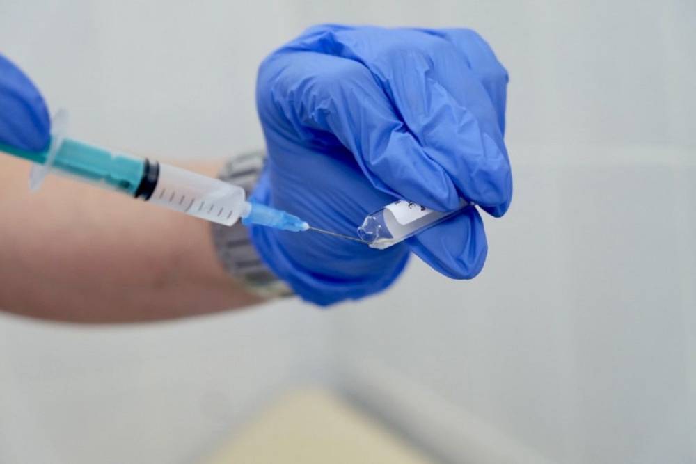 В России начали клинические испытания вакцины от COVID-19 «Бетувакс»