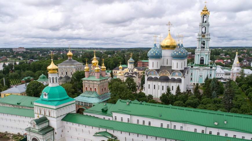 Православная обитель: названы самые популярные древние монастыри Подмосковья