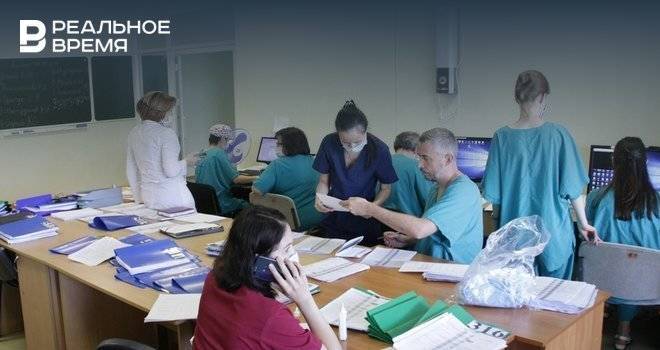 Минздрав Татарстана призвал медиков-пенсионеров вернуться в больницы
