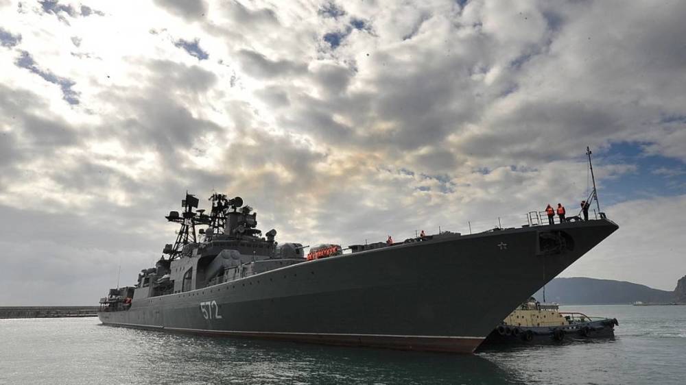 Американский эсминец Chafee попытался нарушить российскую границу вблизи Владивостока