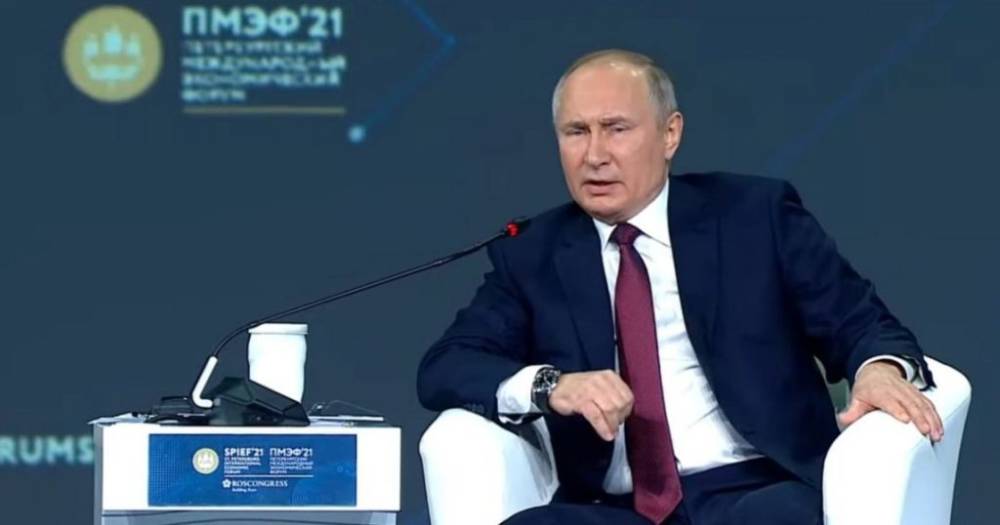 “Будем смотреть”: Путин допустил в будущем использование криптовалюты в РФ