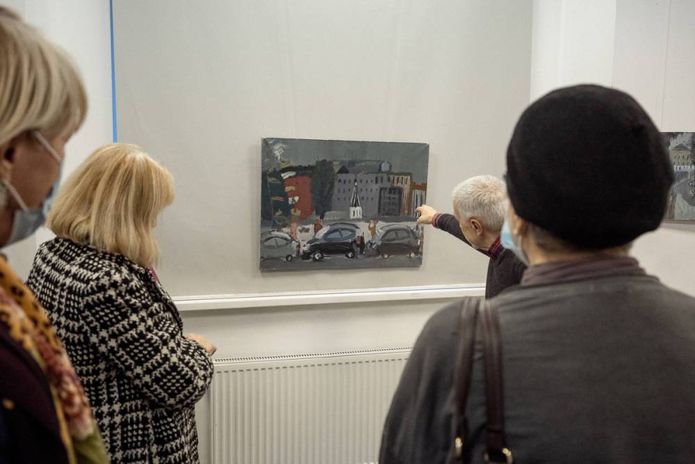 Выставка известного петербургского художника открылась в Пскове