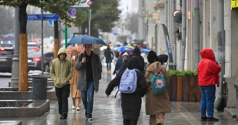 Метеозависимых москвичей предупредили об изменении погоды