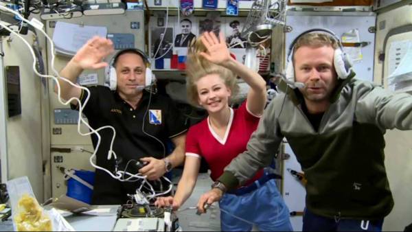 Космонавт допустил рвоту и головокружение у «киноэкипажа» после приземления