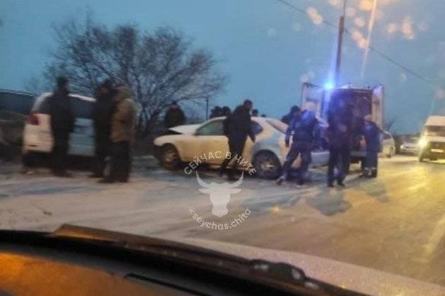ДТП с несколькими автомобилями произошло в Чите, погиб человек — очевидцы