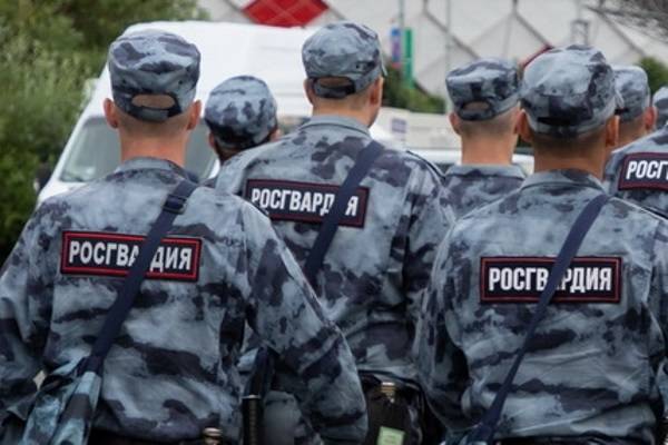 Двух человек задержали в Петербурге за нападение на сотрудников Росгвардии
