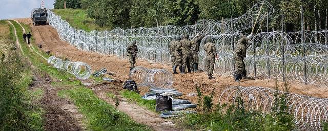 Премьер-министр Польши Моравецкий: Стена на границе с Белоруссией защитит нас от Путина и Лукашенко