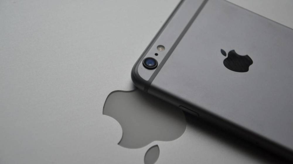 Компания Apple отказалась от выпуска 10 млн экземпляров iPhone 13 из-за нехватки чипов