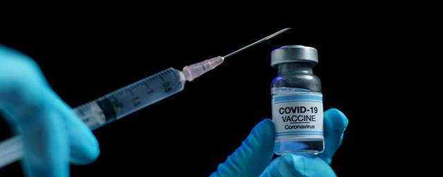 В Госдуме более 90% депутатов поставили прививку или переболели COVID-19