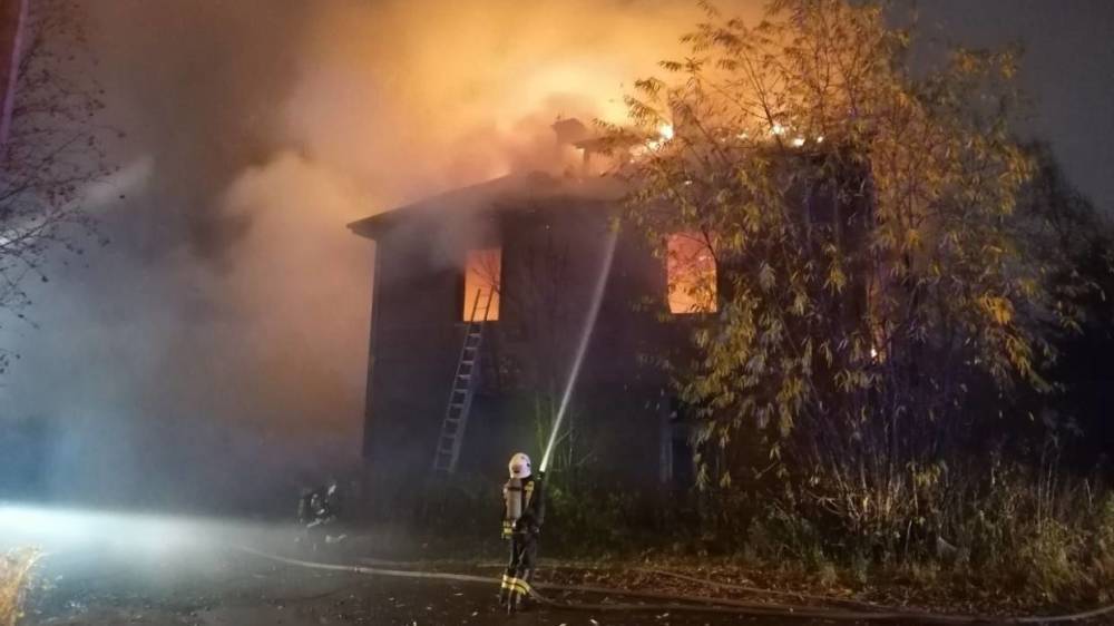 Пожар унес жизни четырех человек на Урале