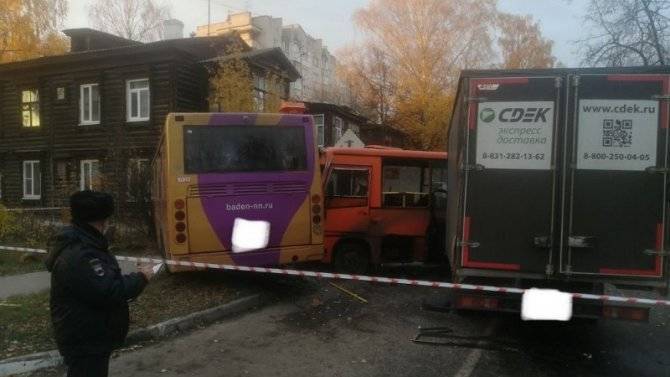 24 человека пострадали в ДТП с автобусами в Нижнем Новгороде