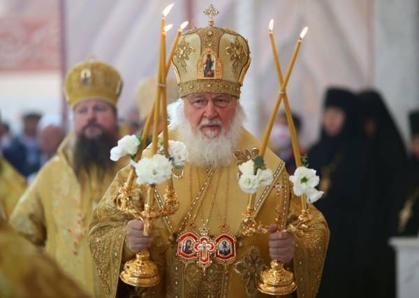 В РПЦ начали молиться за успешное приземление патриарха Кирилла в Орле