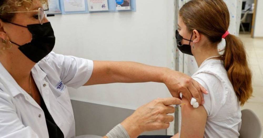 В Украине планируют вакцинировать детей от 14 лет