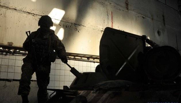 Оккупанты 3 раза открывали огонь по бойцам ВСУ на Донбассе, - штаб