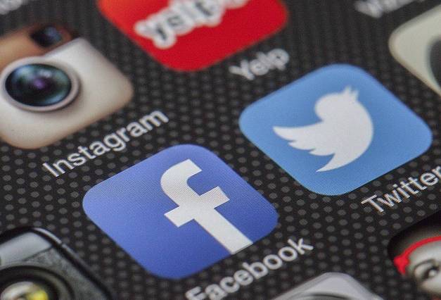 ФССП принудительно начнет взыскивать 26 млн рублей с Facebook