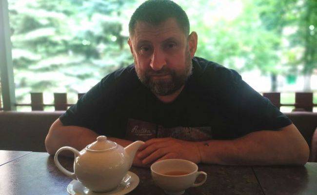 «Не пора ли шкуру сдирать?», — Сладков отреагировал на похищение сотрудника СЦКК