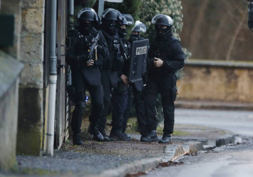 Во Франции задержали преступную группировку