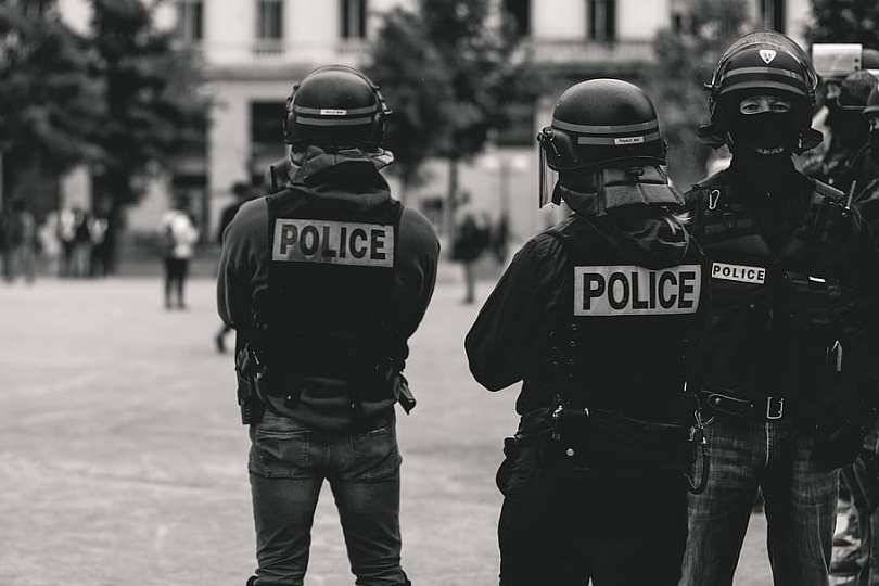 Во Франции задержали связанную с русскоязычной мафией преступную группировку