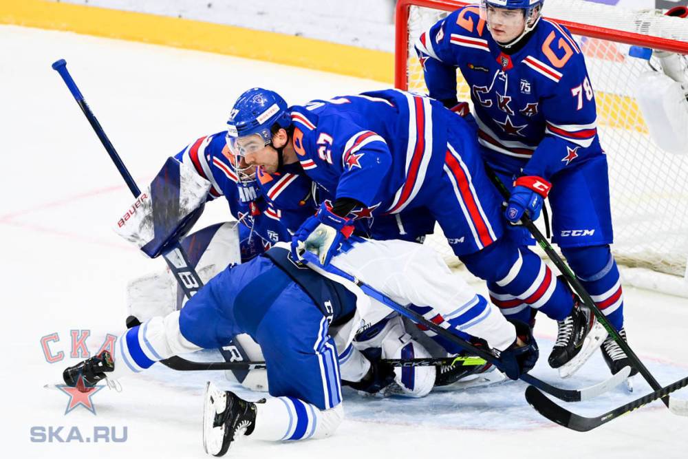 Тверской хоккеист отметился результативным действием в матче КХЛ